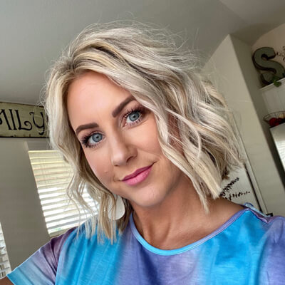 leslie stonestreet headshot photo